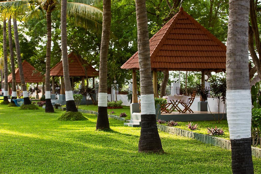Great Trails Riverview Thanjavur By Grt Hotels Exteriér fotografie
